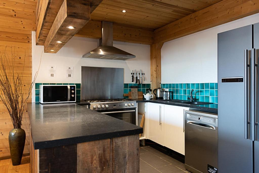 Black Diamond Lodge Сент-Фуа-Тарентез Экстерьер фото